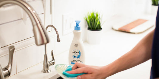 How to wash dishes without chemical dish soap