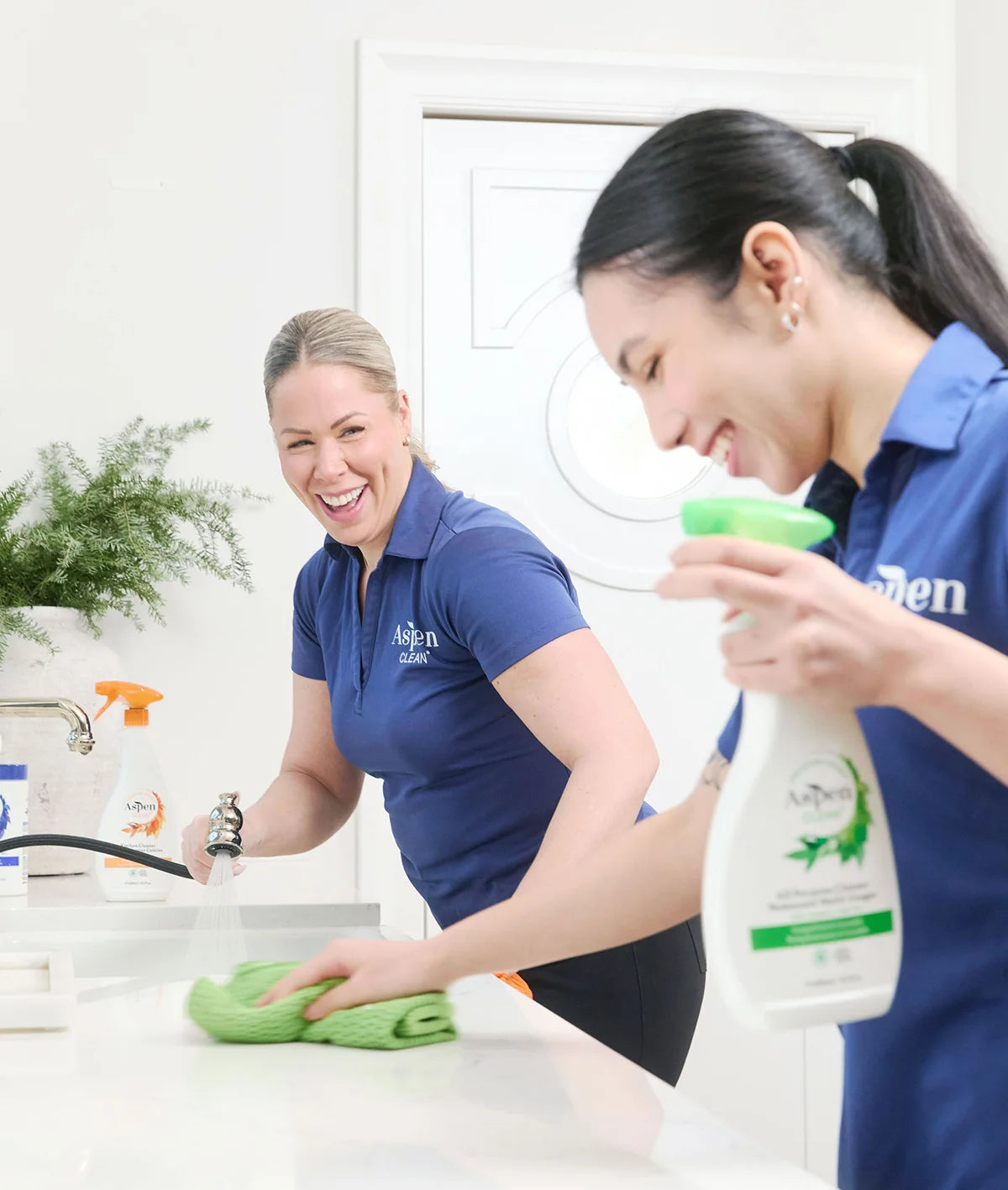 Kitchen cleaning by AspenClean team